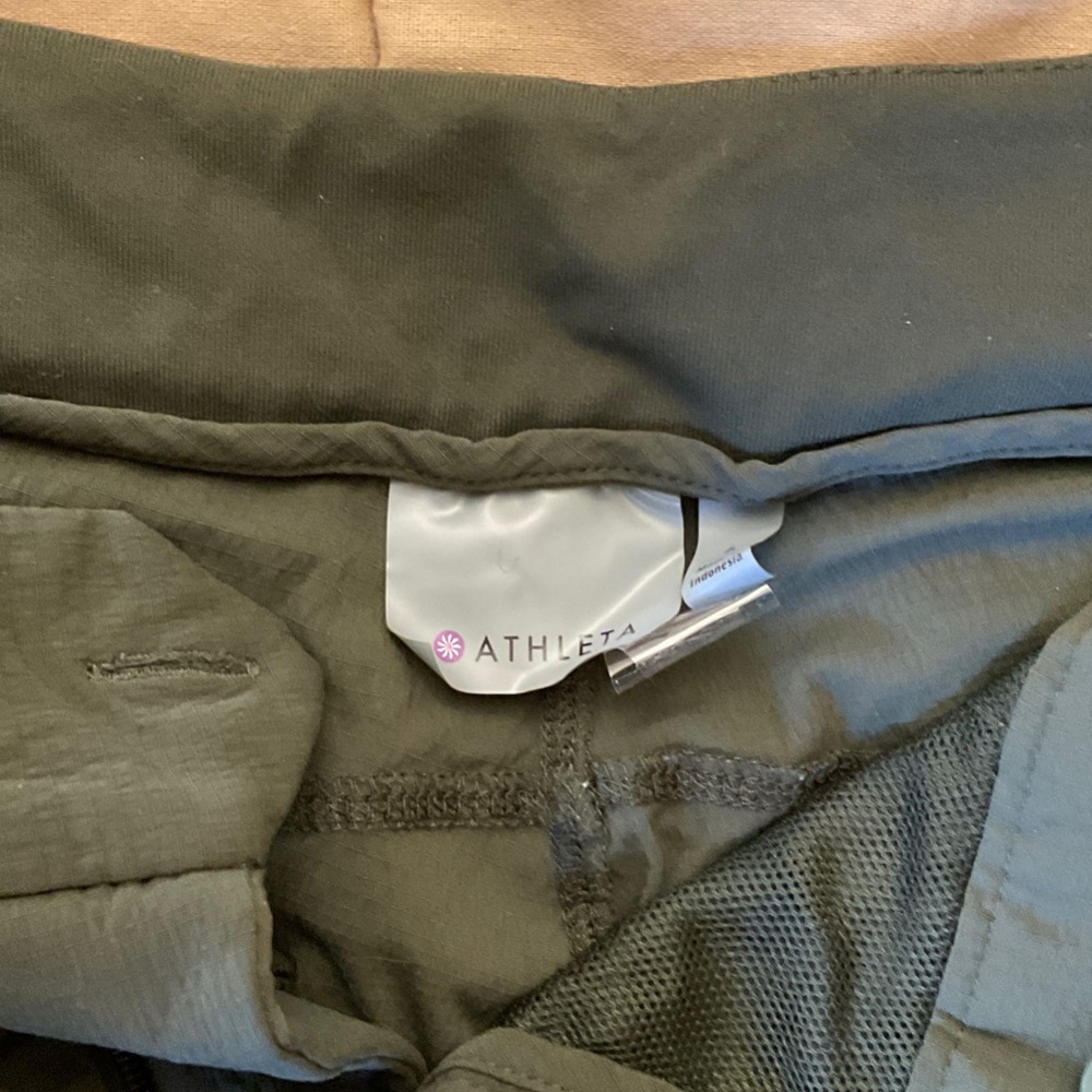 Athleta Olive Green Utility Cargo Shorts - Picture 3 of 5